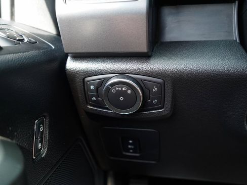 Used 2016 Ford F150 XLT w/ Equipment Group 301A Mid AWD/4WD image 31