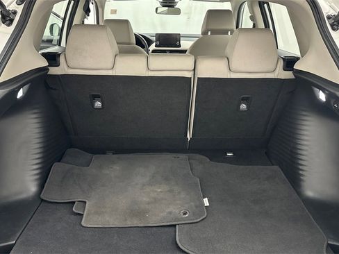 Used 2023 Honda HR-V LX image 8