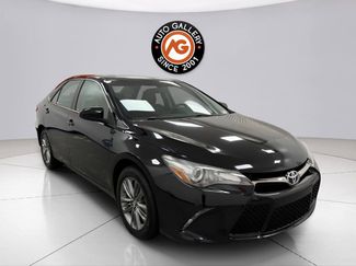 Used 2017 Toyota Camry SE video 1