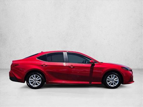 Certified 2025 Toyota Camry LE FWD image 4