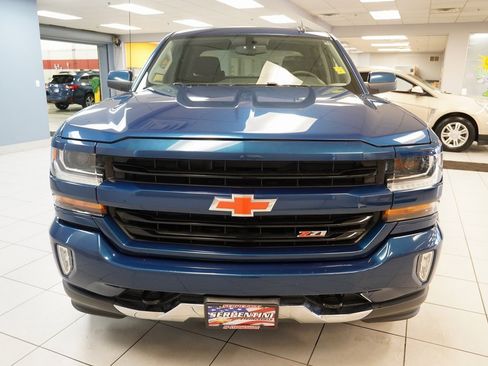 Used 2018 Chevrolet Silverado 1500 LT w/ All Star Edition image 14