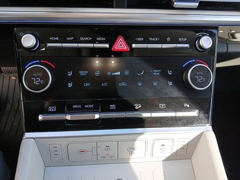 Used 2024 Hyundai Santa Fe Calligraphy image 45