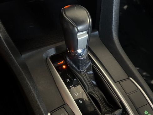 Used 2019 Honda Civic Sport image 21