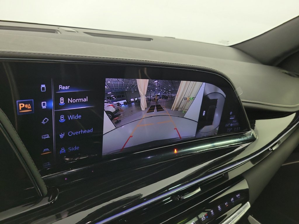 Used 2023 Cadillac Escalade Sport w/ LPO, ONYX Package RWD image 26