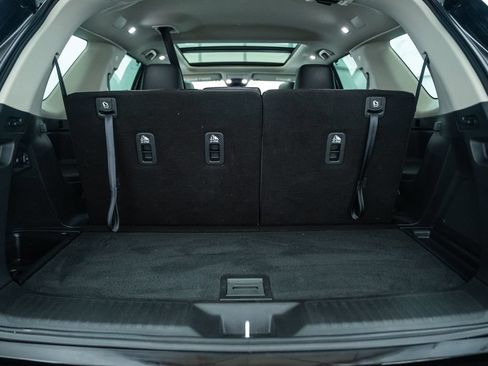 Used 2025 Honda Pilot Elite image 12