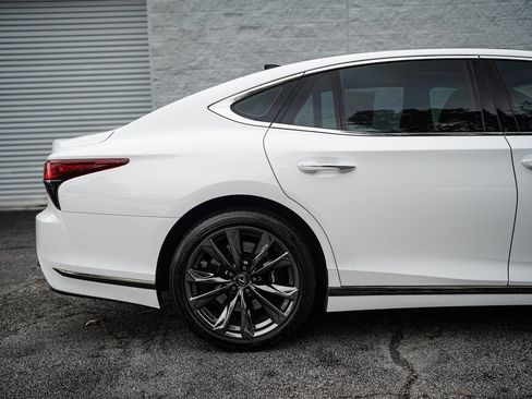 Used 2023 Lexus LS 500 F Sport image 15