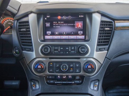 Used 2015 GMC Yukon Denali w/ Premium Package image 29