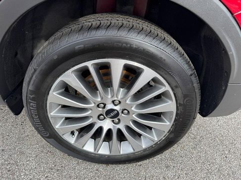 Used 2018 Lincoln MKC Reserve image 27