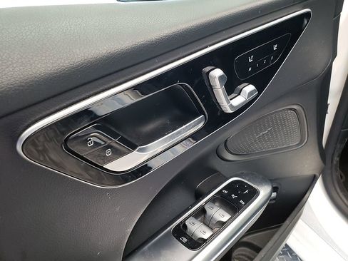 Certified 2022 Mercedes-Benz C 300 C 300 image 10