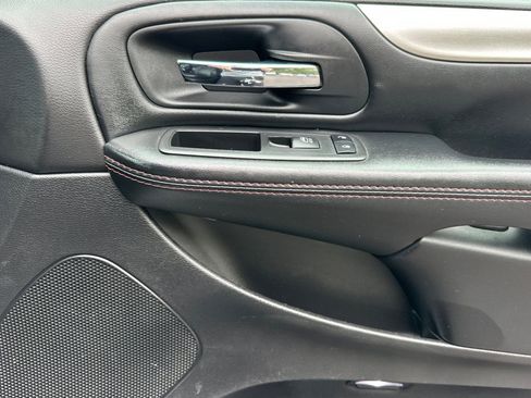 Used 2019 Dodge Grand Caravan GT FWD image 20