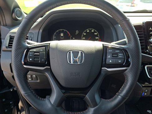 Certified 2024 Honda Ridgeline Black Edition image 25