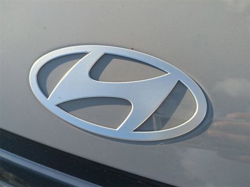 New 2026 Hyundai Kona SEL Premium image 13