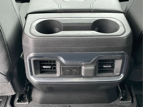 Used 2020 GMC Sierra 1500 Elevation w/ Elevation Value Package image 17