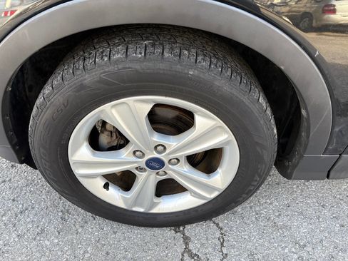 Used 2014 Ford Escape SE image 14