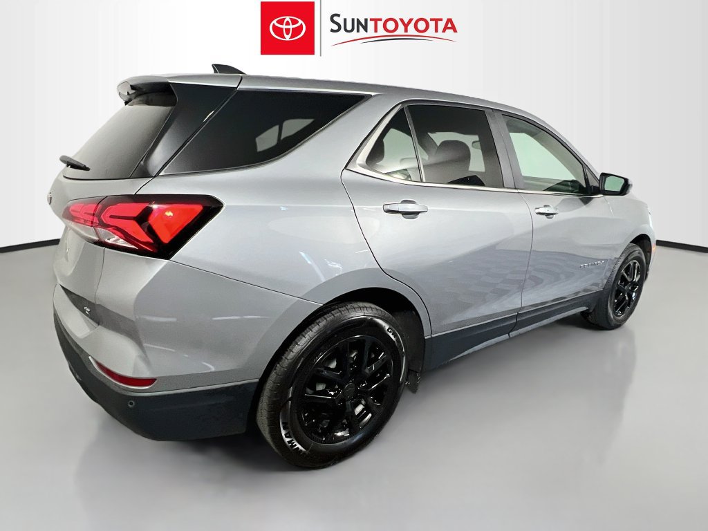 Used 2024 Chevrolet Equinox LT FWD image 3