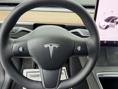 Used 2022 Tesla Model Y Performance image 13