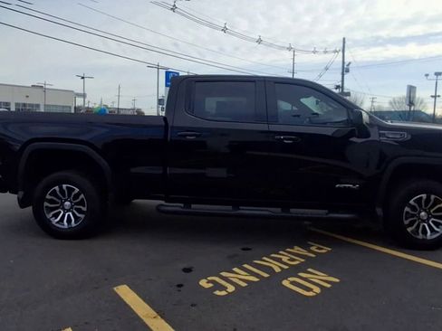 Used 2022 GMC Sierra 1500 AT4 image 9