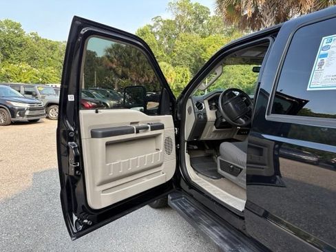 Used 2009 Ford F350 4x4 Crew Cab DRW Super Duty image 10