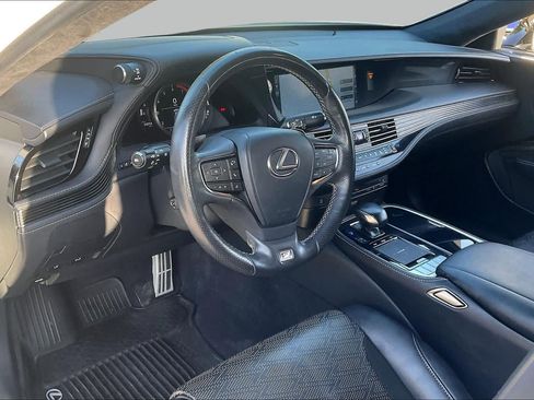 Used 2018 Lexus LS 500 F Sport w/ Accessory Package (Z2) AWD/4WD image 18