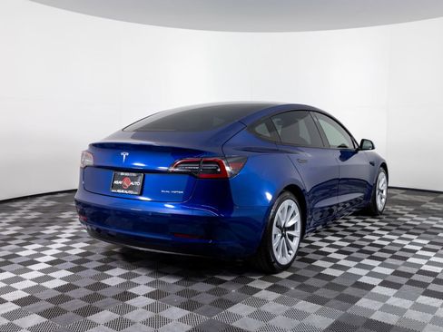 Used 2021 Tesla Model 3 Long Range image 8