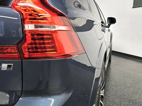 Used 2020 Volvo XC60 T6 Inscription w/ Protection Package Premier AWD/4WD image 30