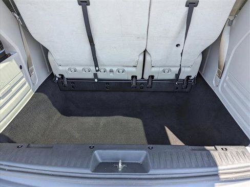 Used 2016 Chrysler Town & Country LX FWD image 30
