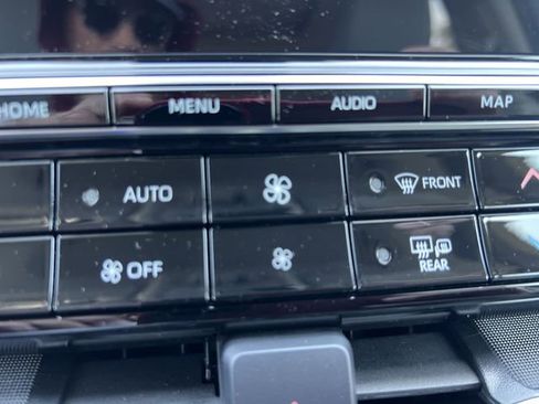 Used 2022 Toyota Highlander Platinum image 26