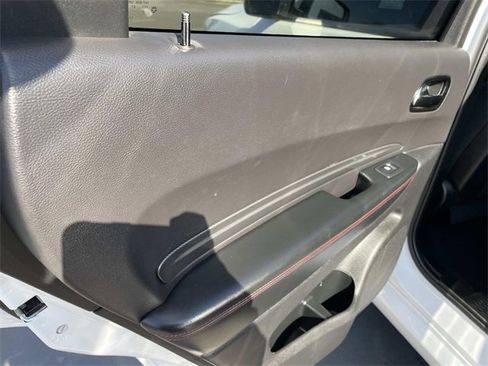 Used 2023 Dodge Durango GT image 24