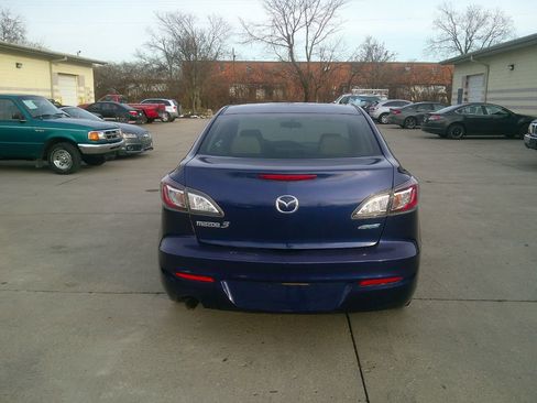 Used 2012 MAZDA MAZDA3 i Touring image 6