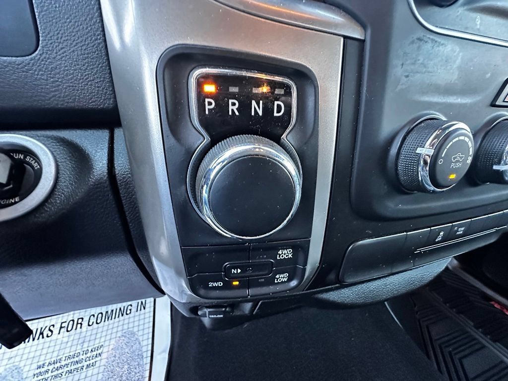 Used 2019 RAM 1500 Classic SLT AWD/4WD image 25