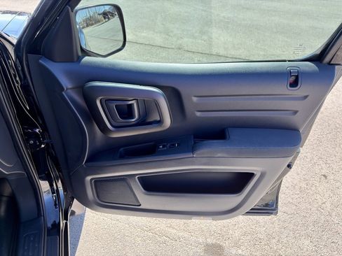 Used 2013 Honda Ridgeline Sport image 28
