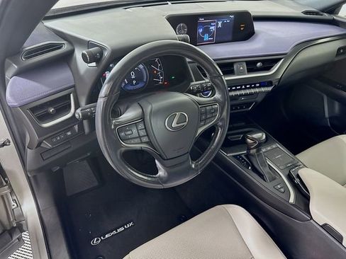 Used 2021 Lexus UX 250h w/ Premium Package image 10