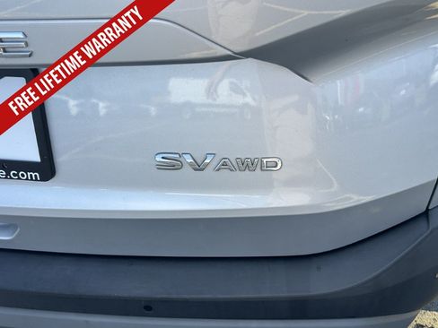 Used 2023 Nissan Rogue SV AWD/4WD image 14
