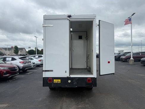 Used 2023 Ford E-350 and Econoline 350 Super Duty w/ Power Windows & Locks Group RWD image 44
