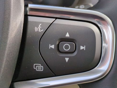 New 2026 Volvo XC40 B5 Plus w/ Protection Package Premier image 26