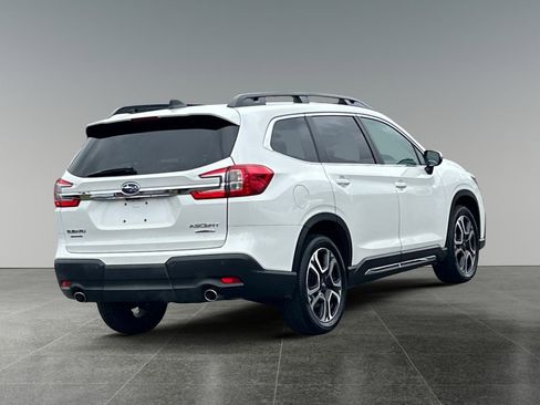 Used 2023 Subaru Ascent Limited AWD/4WD image 9