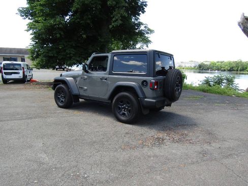 Used 2023 Jeep Wrangler Sport AWD/4WD image 31