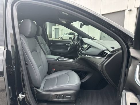 Certified 2024 Buick Enclave Essence FWD image 27