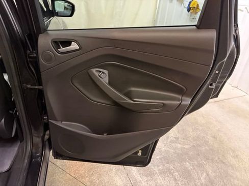 Used 2015 Ford Escape Titanium AWD/4WD image 16