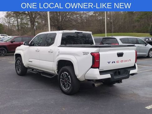 Used 2024 Toyota Tacoma TRD Sport image 3