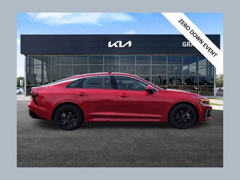 New 2025 Kia K5 LXS image 1