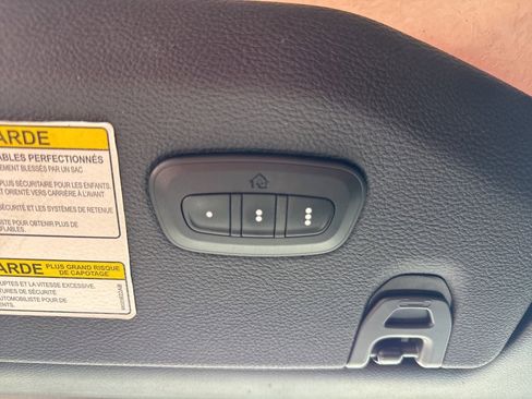 Used 2018 Jeep Wrangler Unlimited Sahara image 44