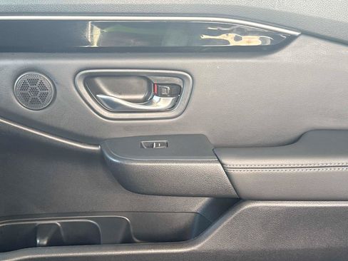 Certified 2024 Honda Pilot EX-L image 17