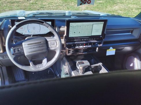New 2025 GMC Hummer EV 3X w/ Battery Pack, 24 Module Pack image 15