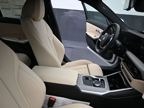 New 2026 BMW 330i Sedan w/ Premium Package RWD image 21