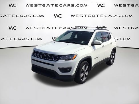 Used 2018 Jeep Compass Latitude w/ Popular Equipment Group FWD image 1