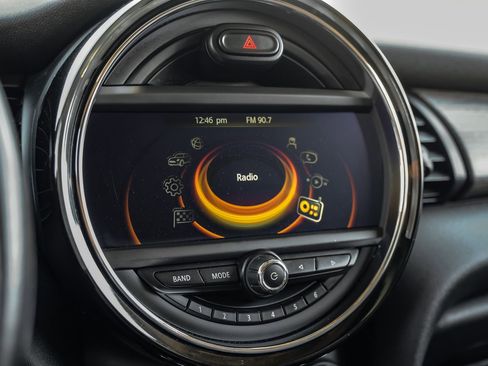 Used 2015 MINI Cooper S image 27