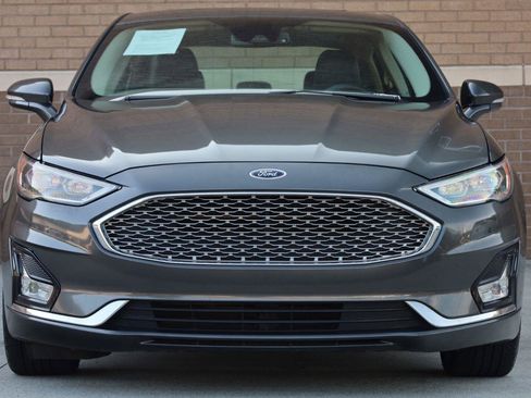Used 2020 Ford Fusion Titanium FWD image 6