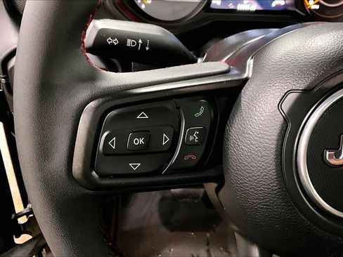 Used 2024 Jeep Wrangler Unlimited Rubicon image 21