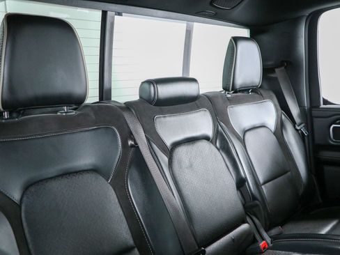 Used 2021 RAM 1500 Laramie w/ Sport Appearance Package AWD/4WD image 28